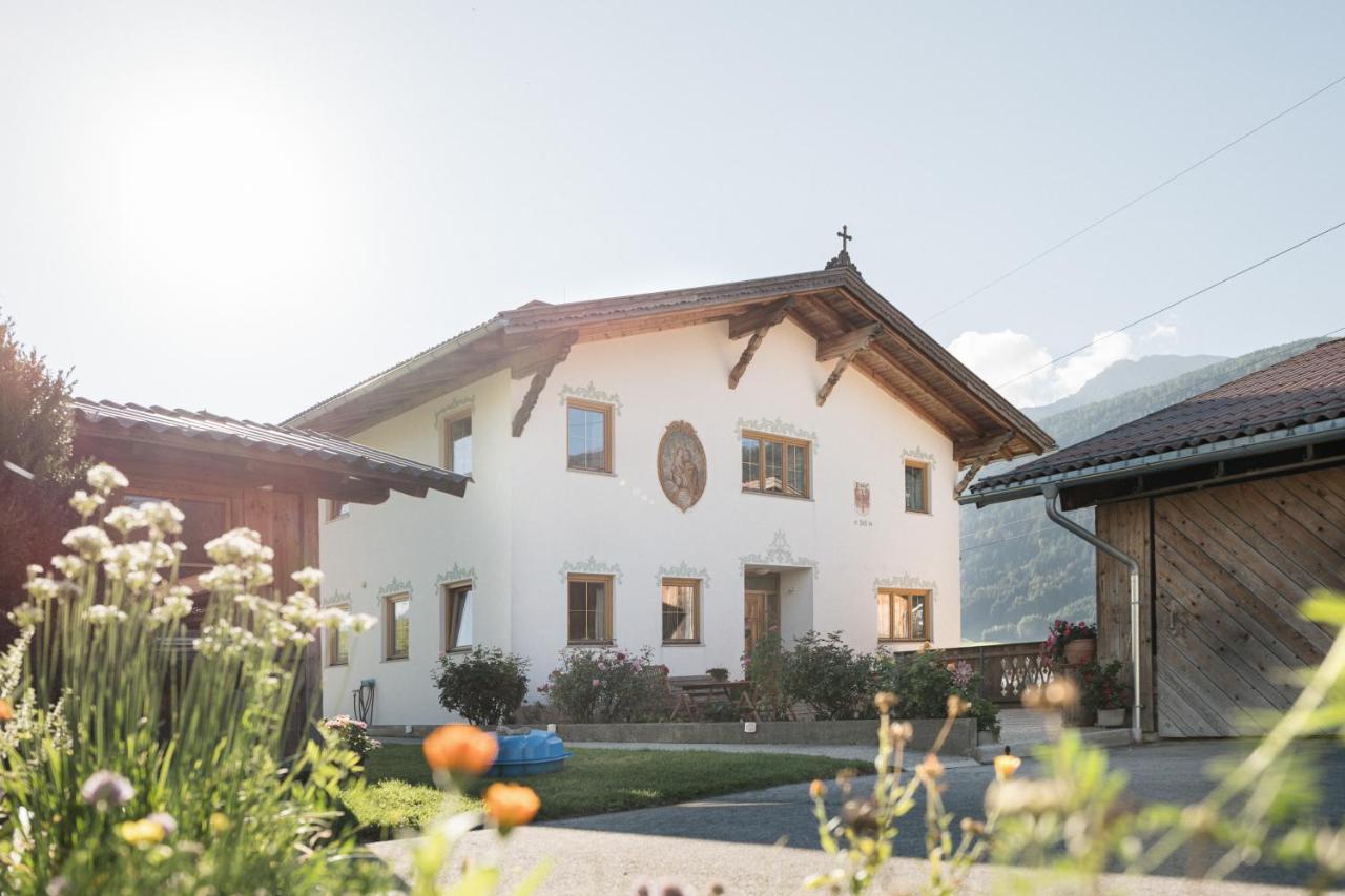 Hell Hof Lägenhet Innsbruck Exteriör bild